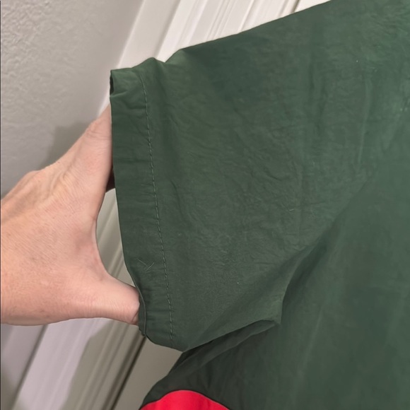 Vintage Red Elephant Green Short Sleeve Top - Picture 5 of 14